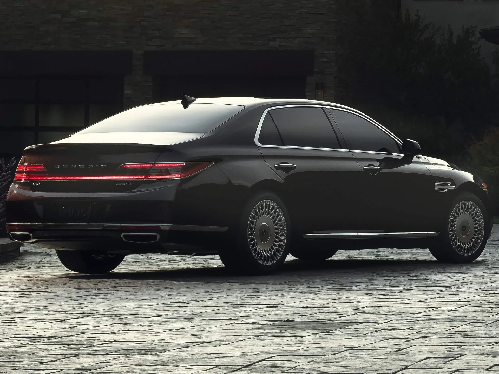 Genesis G90 (2020) – zadní tříčtvrteční pohled