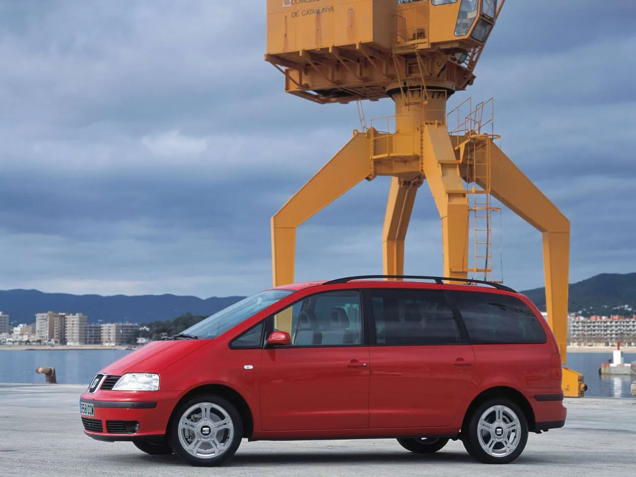 Seat Alhambra TDI (2000) – boční profil