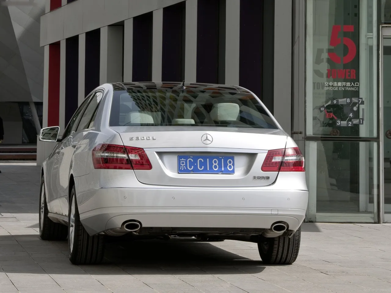 Mercedes-Benz E-Class L (2011) - Rear Angle