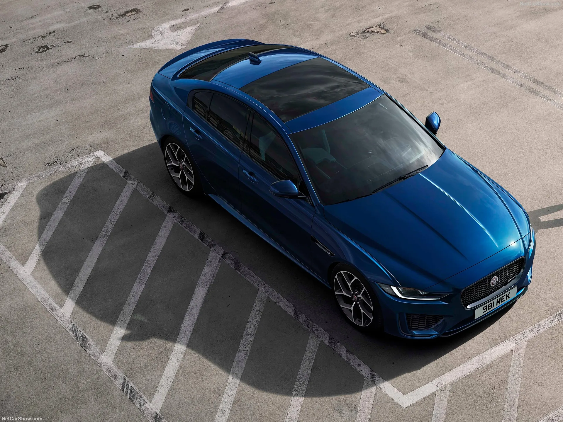Jaguar XE (2020)