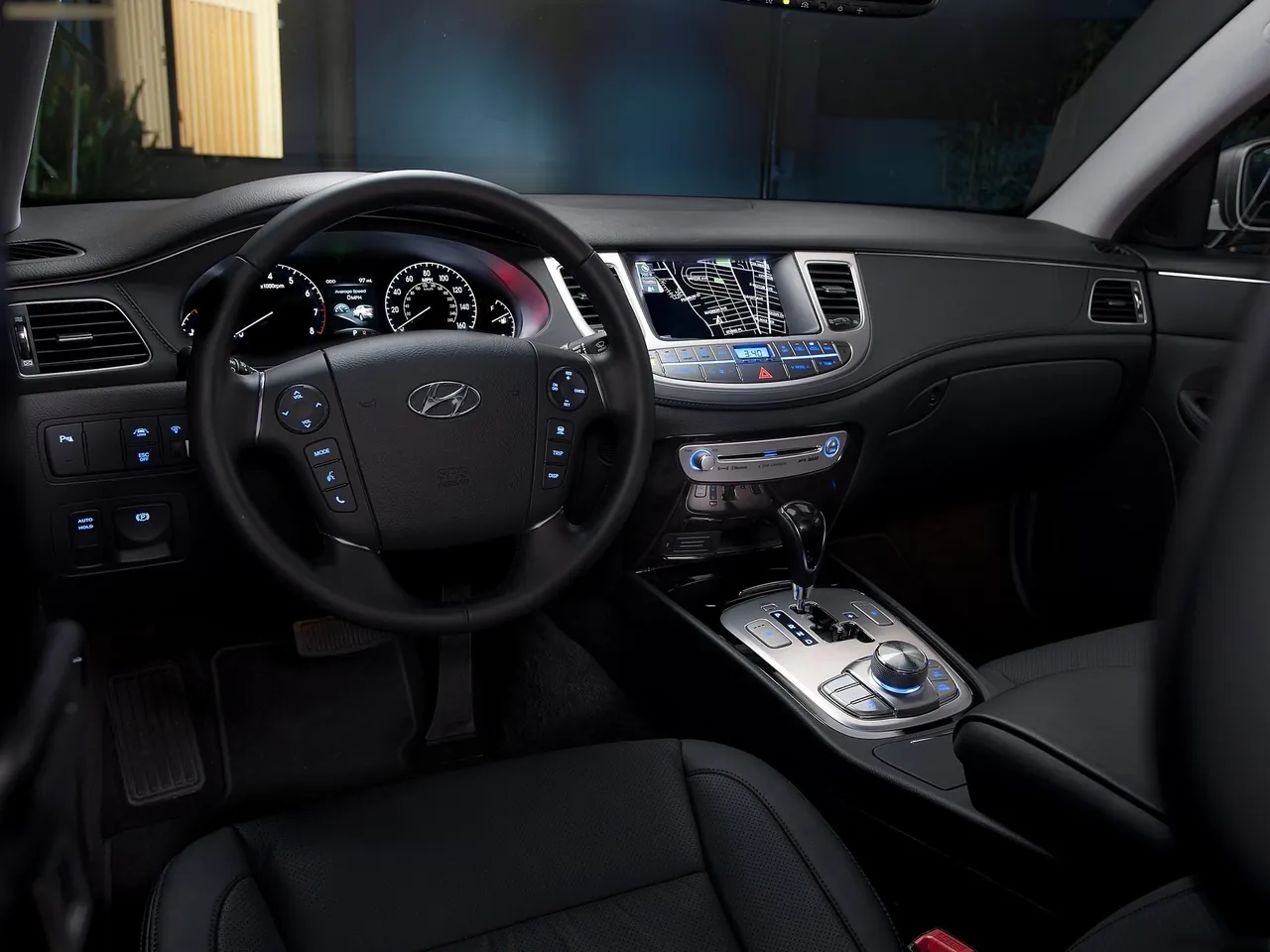 Hyundai Genesis (2012) – interiér