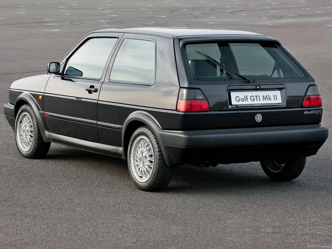 Volkswagen Golf II GTI (1983) - Rear Three-Quarter
