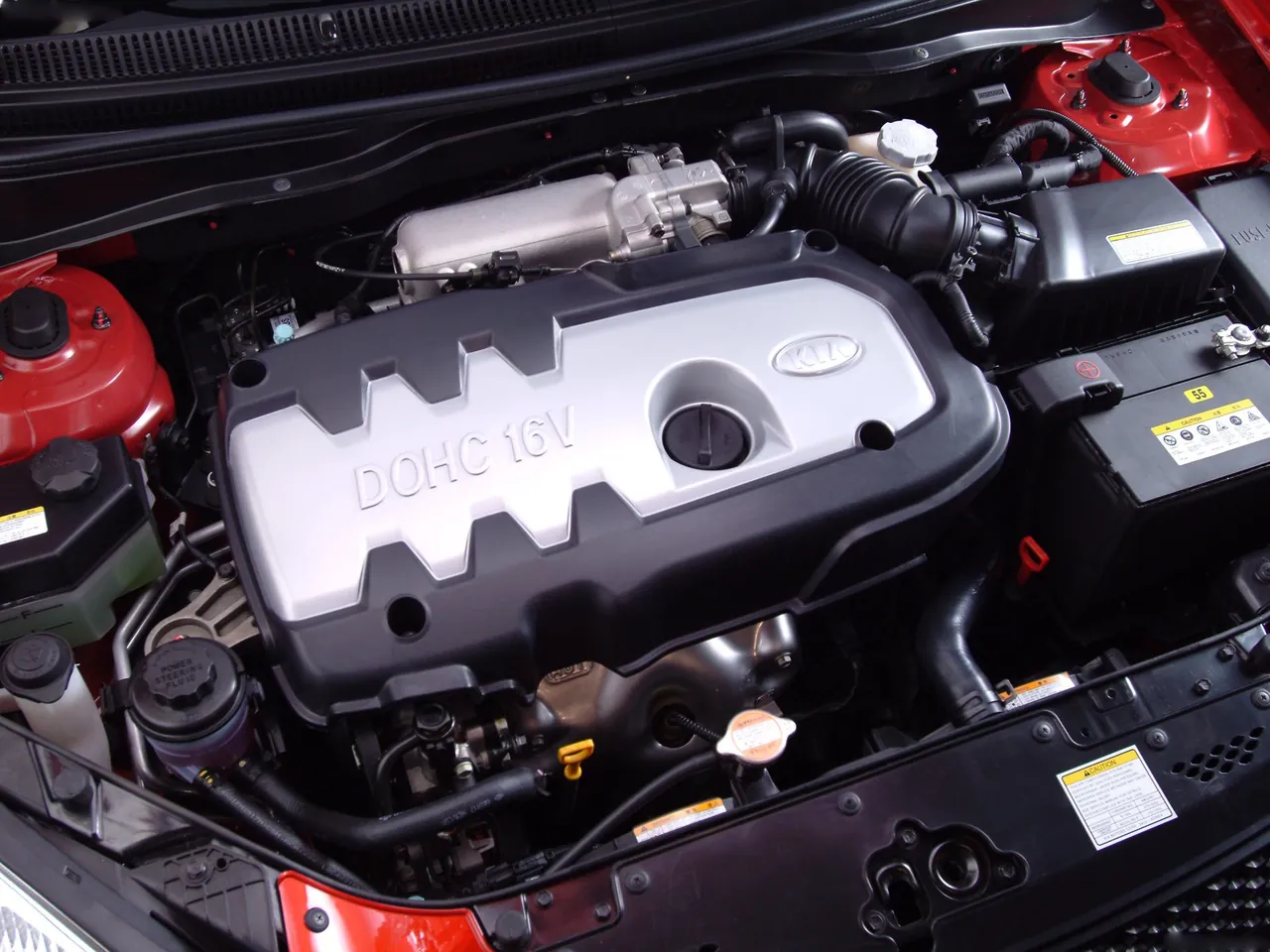 Kia Rio (2006) – motorový prostor