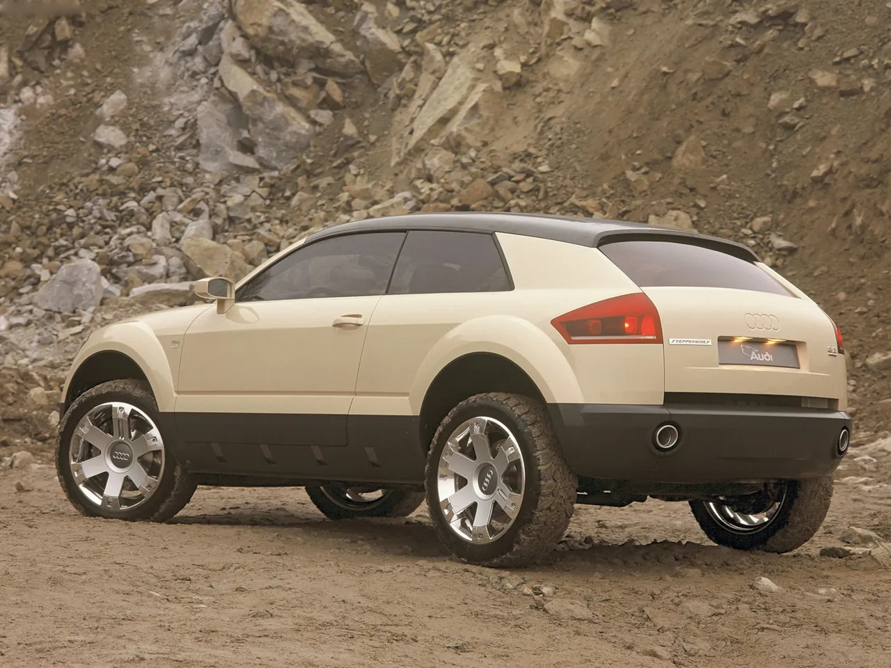 Audi Steppenwolf Concept (2000) – zadní tříčtvrteční pohled