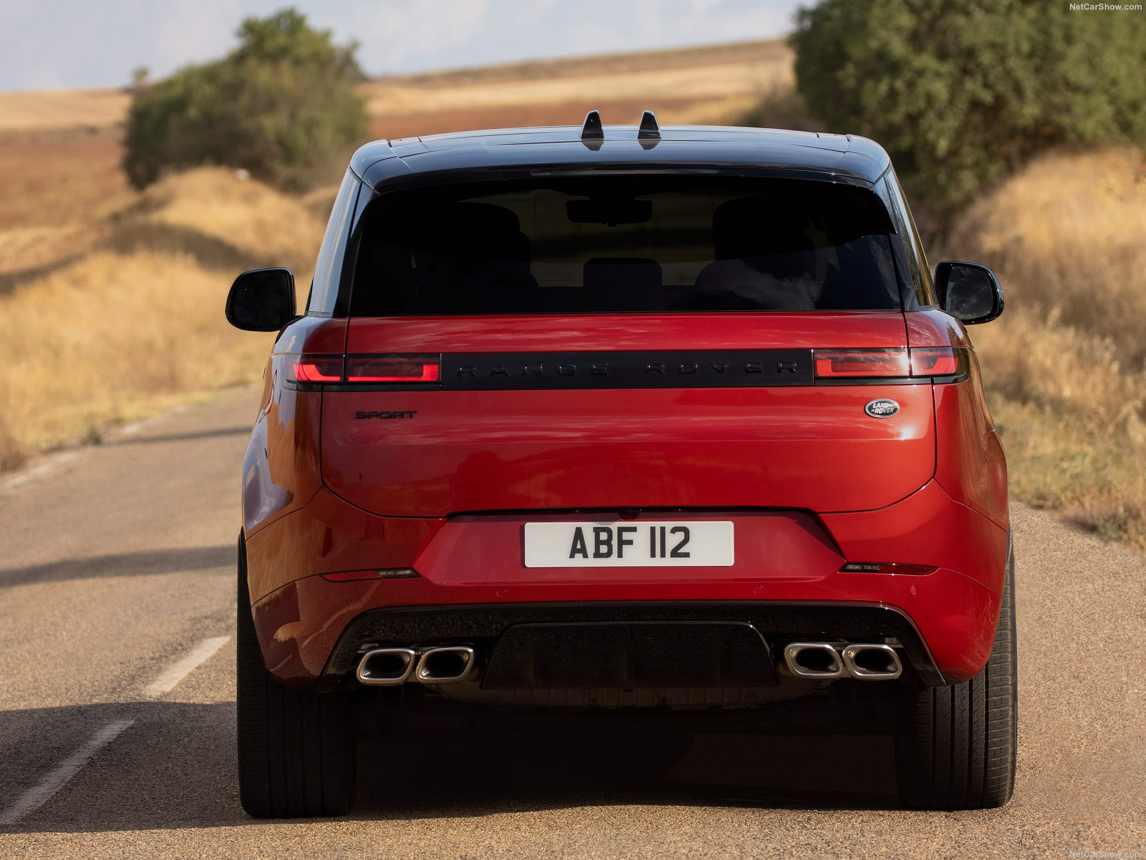 Land Rover Range Rover Sport (2023) - Rear
