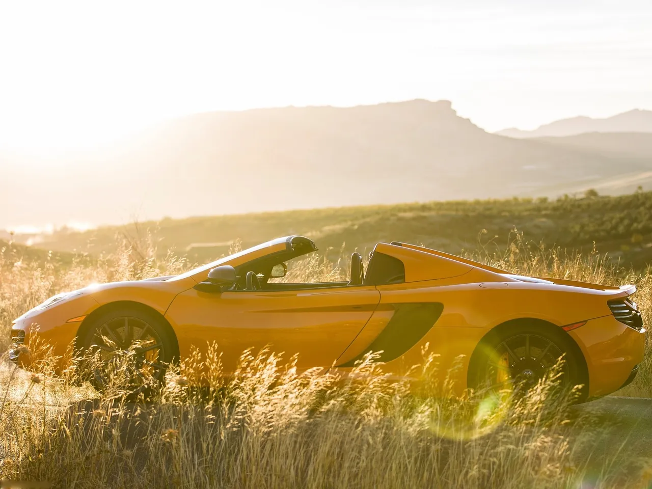 McLaren MP4-12C Spider (2013) – boční profil