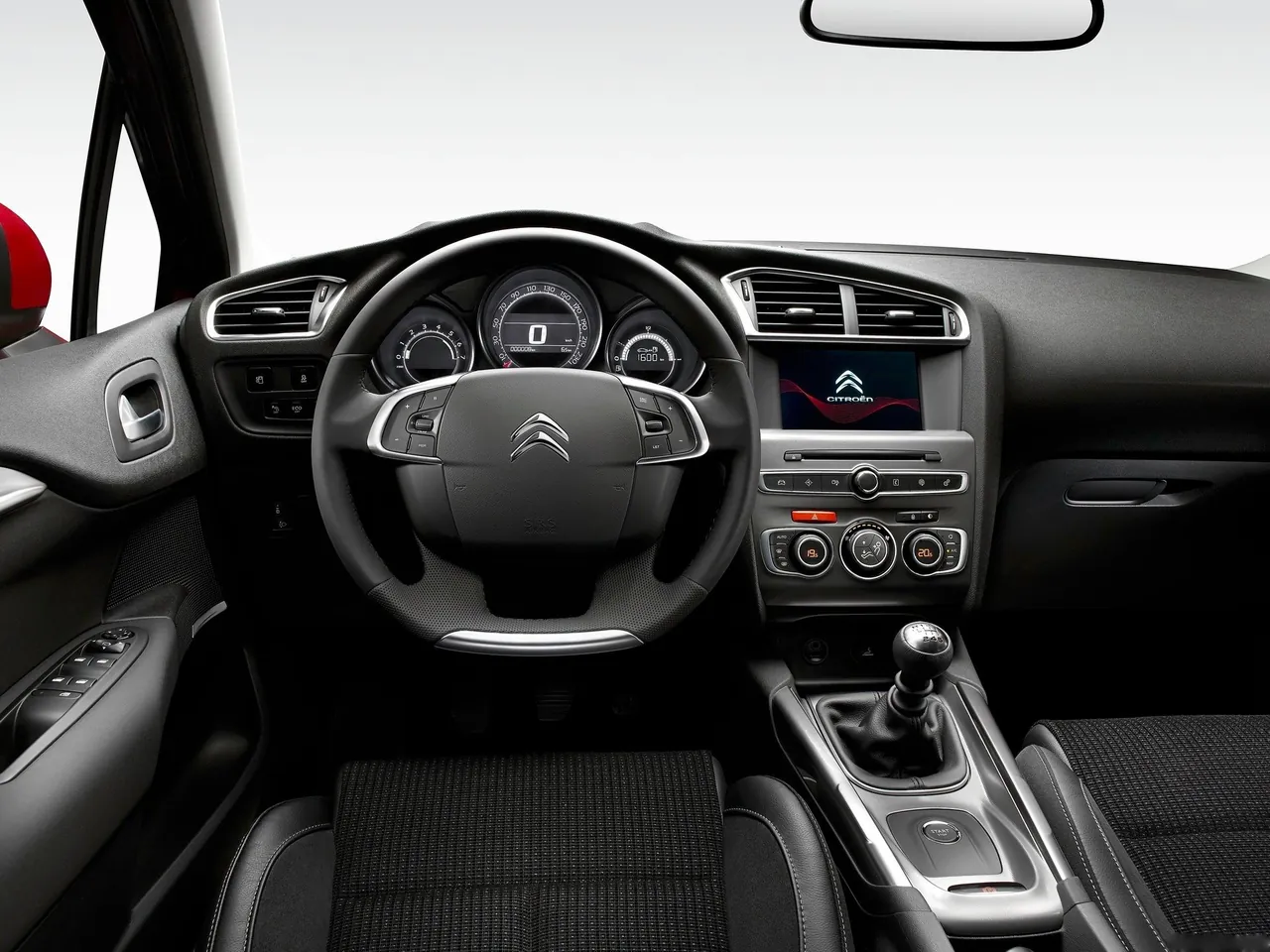 Citroen C4 (2015) – interiér