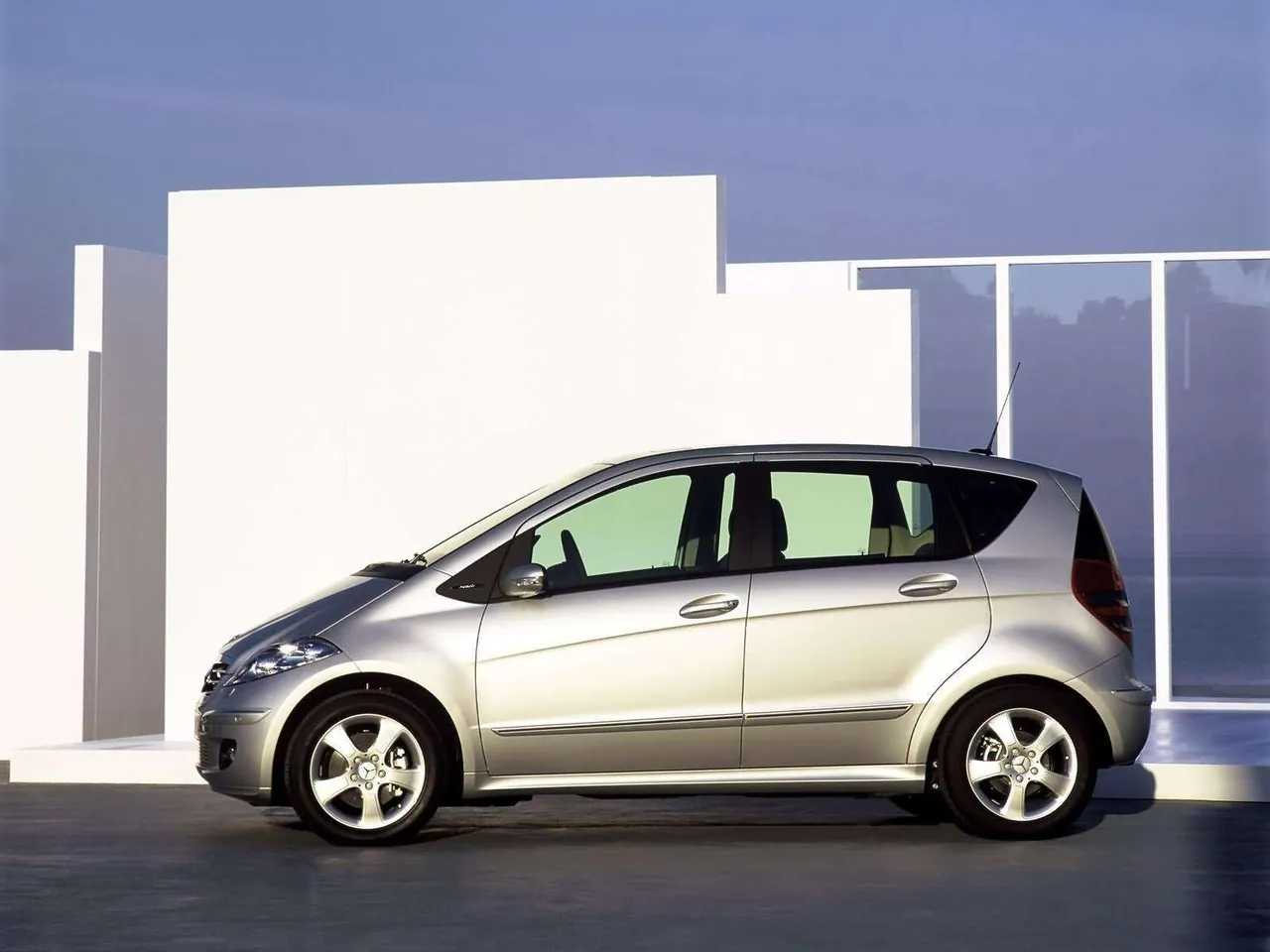Mercedes-Benz A200 CDI Avantgarde 5door (2005) – boční profil