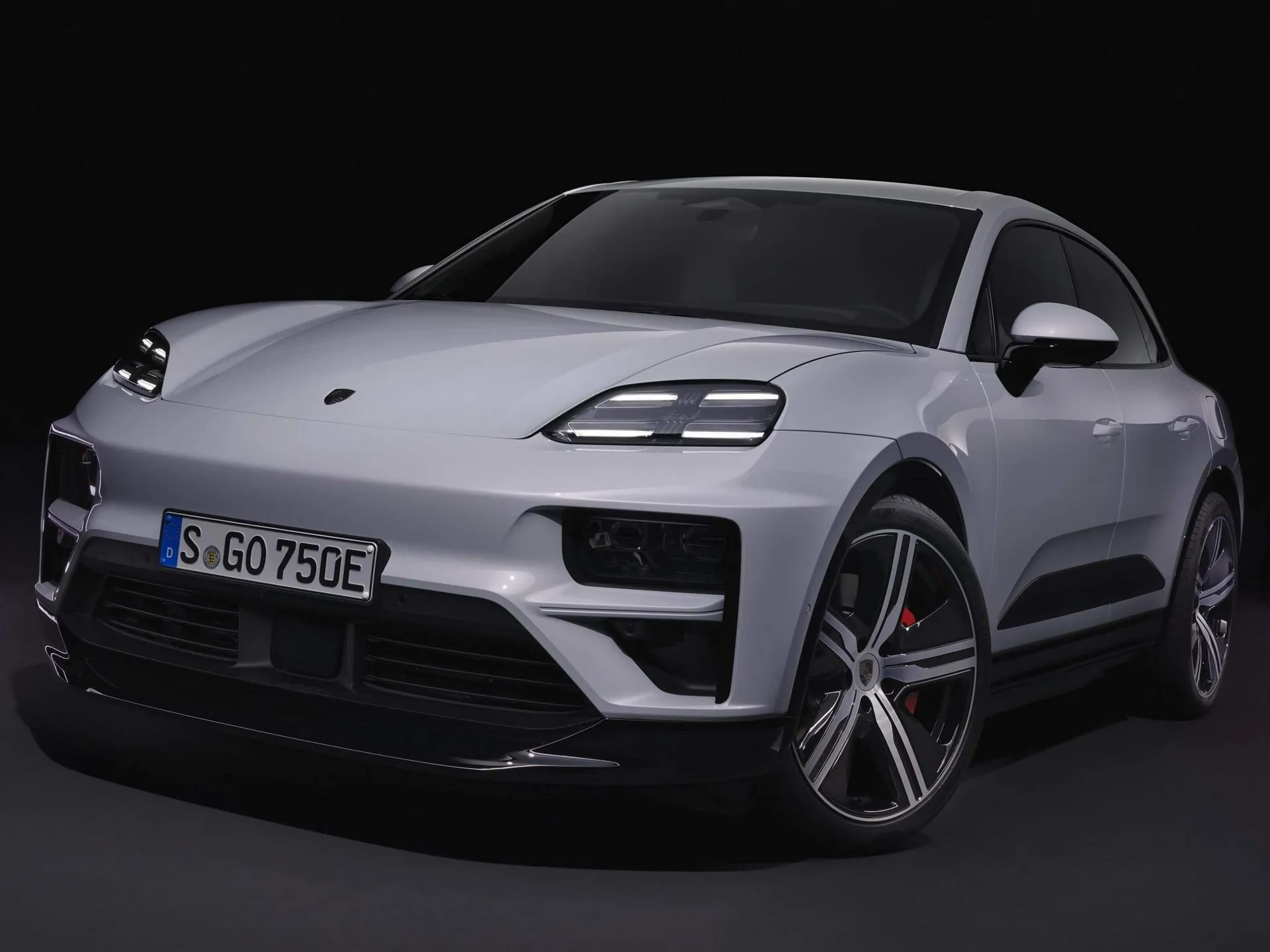 Porsche Macan Turbo (2025)
