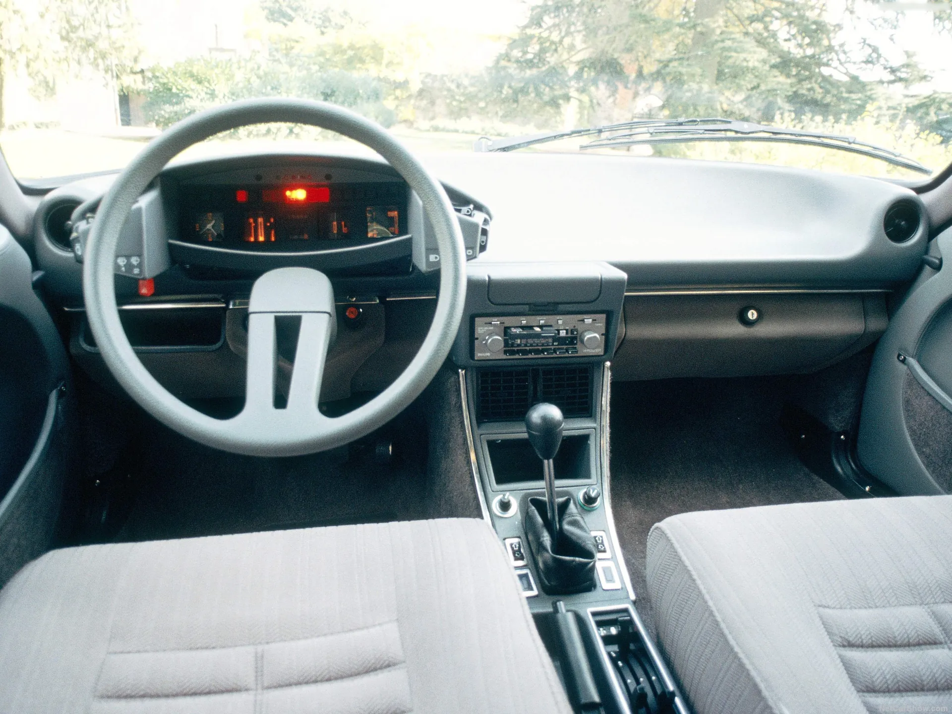 Citroen CX 20 TRE (1983) – interiér
