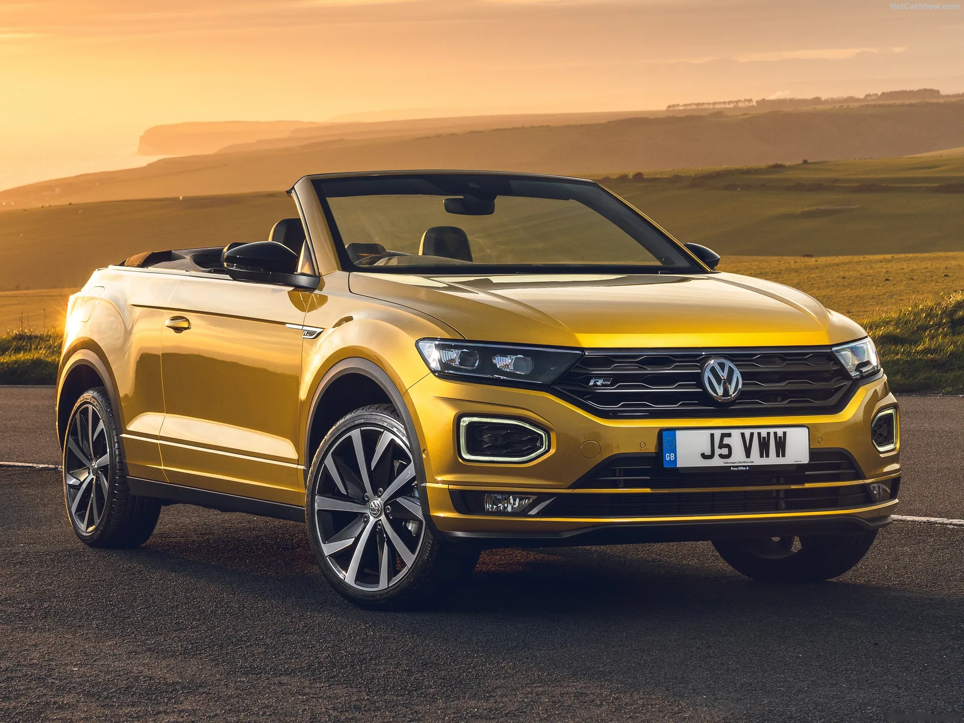 Volkswagen T-Roc Cabriolet [UK] (2020)