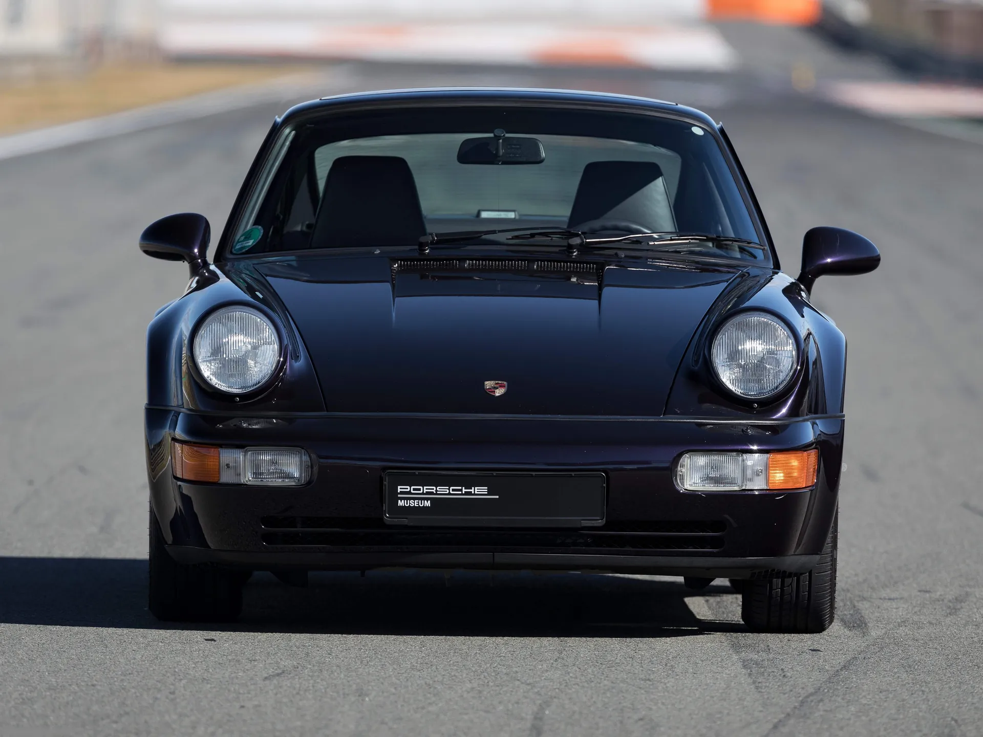 Porsche 911 Carrera 4 30 Years Edition (1993) - Front