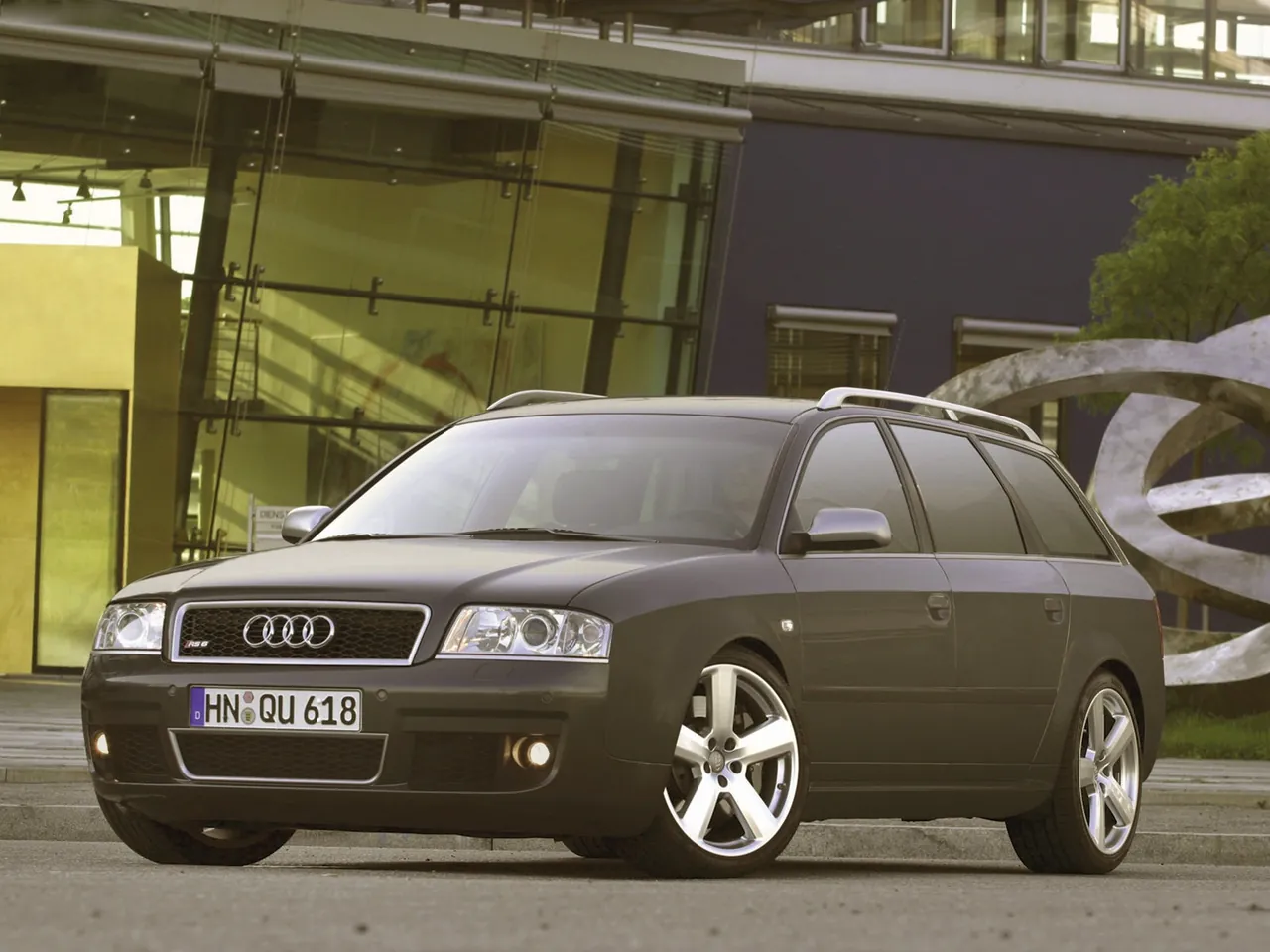 Audi RS6 plus (2004)