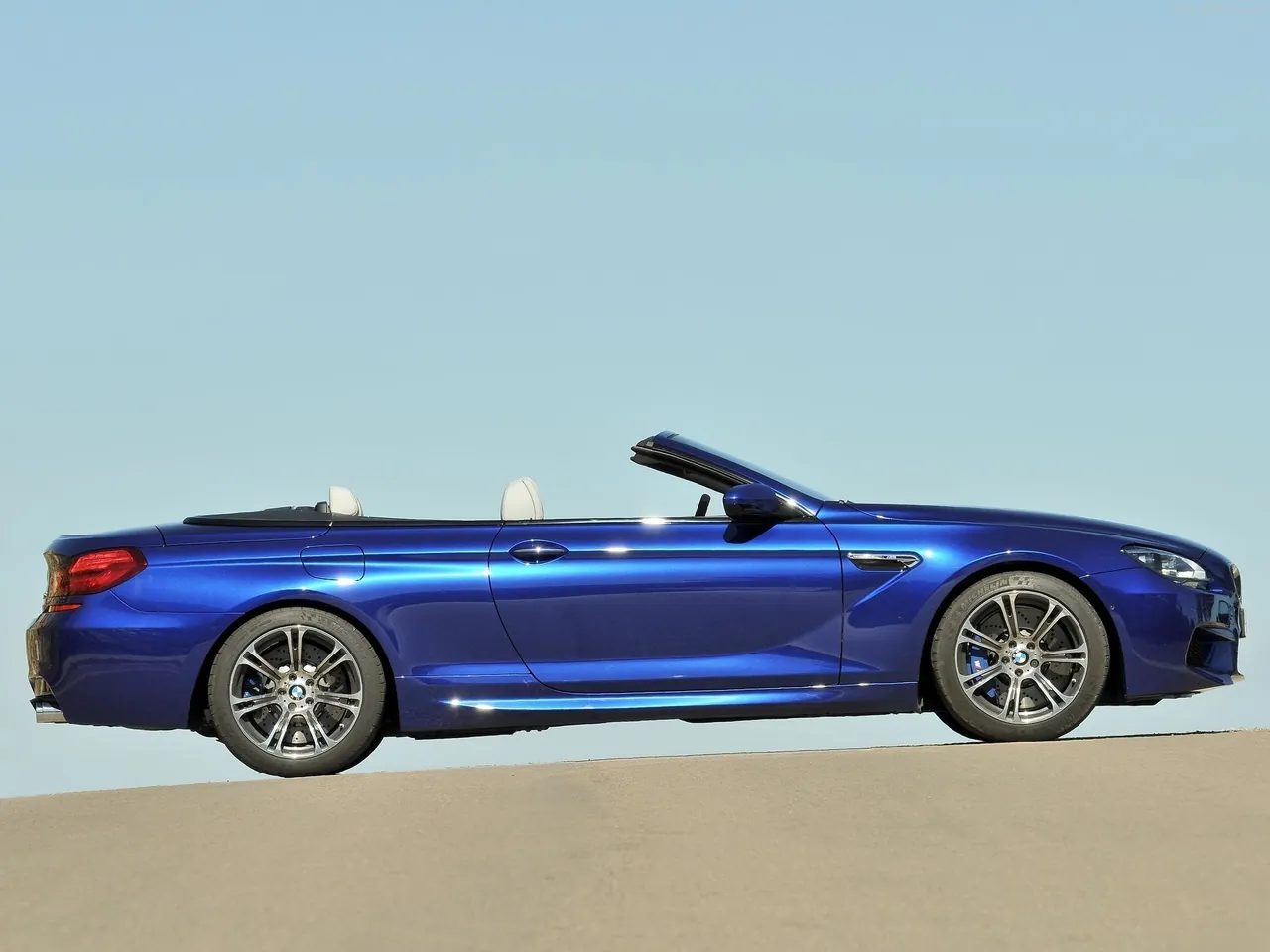 BMW M6 Convertible (2013) – boční profil