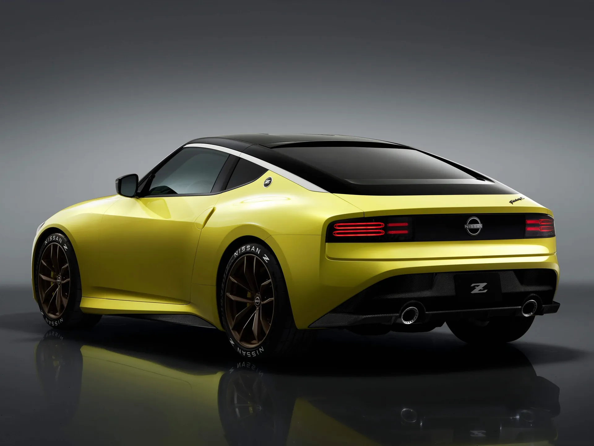 Nissan Z Proto Concept (2020) – zadní tříčtvrteční pohled
