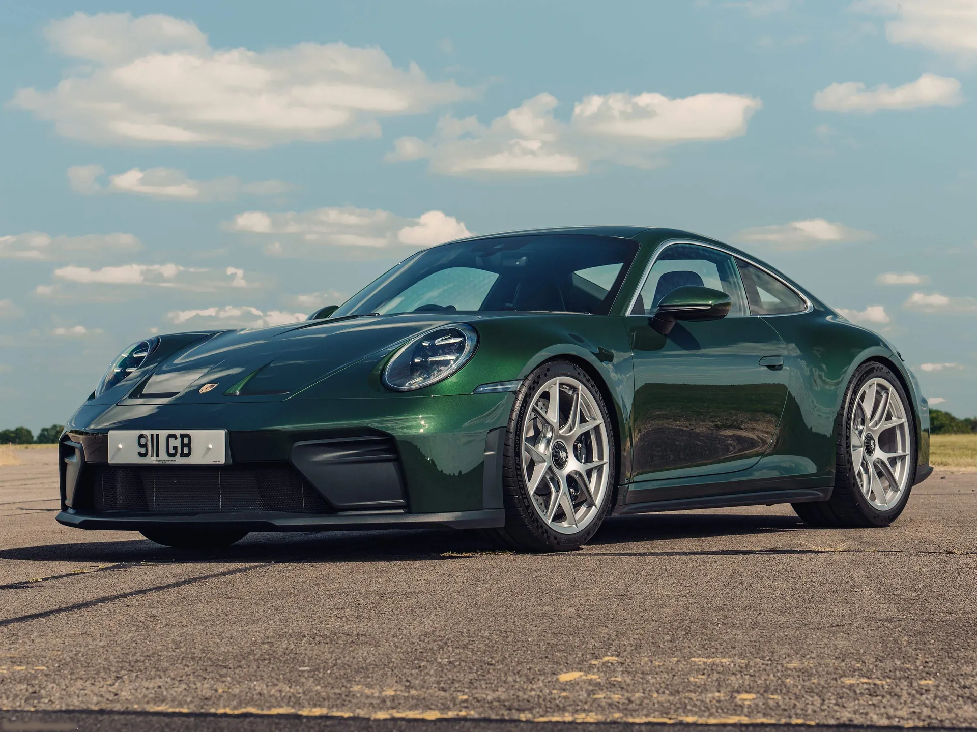 Porsche 911 GT3 Touring [UK] (2025)
