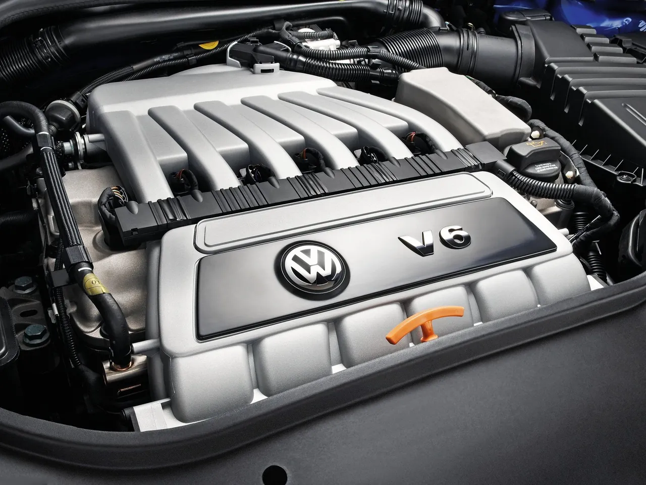 Volkswagen Golf R32 (2005) - Engine