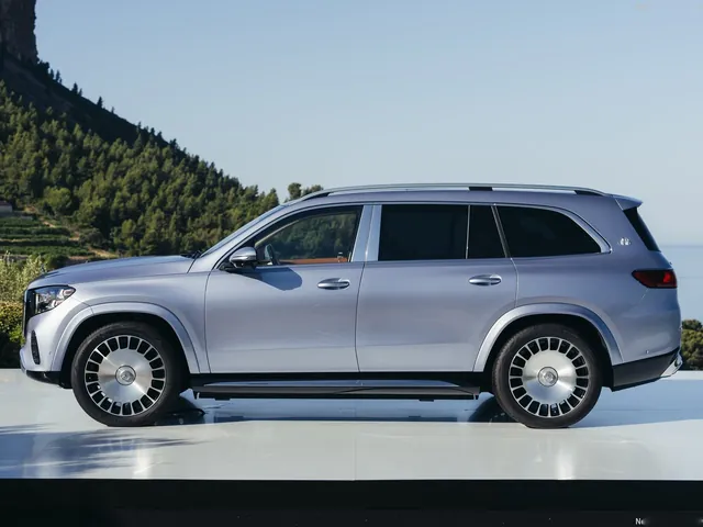 Mercedes-Benz GLS 680 Maybach (2027)