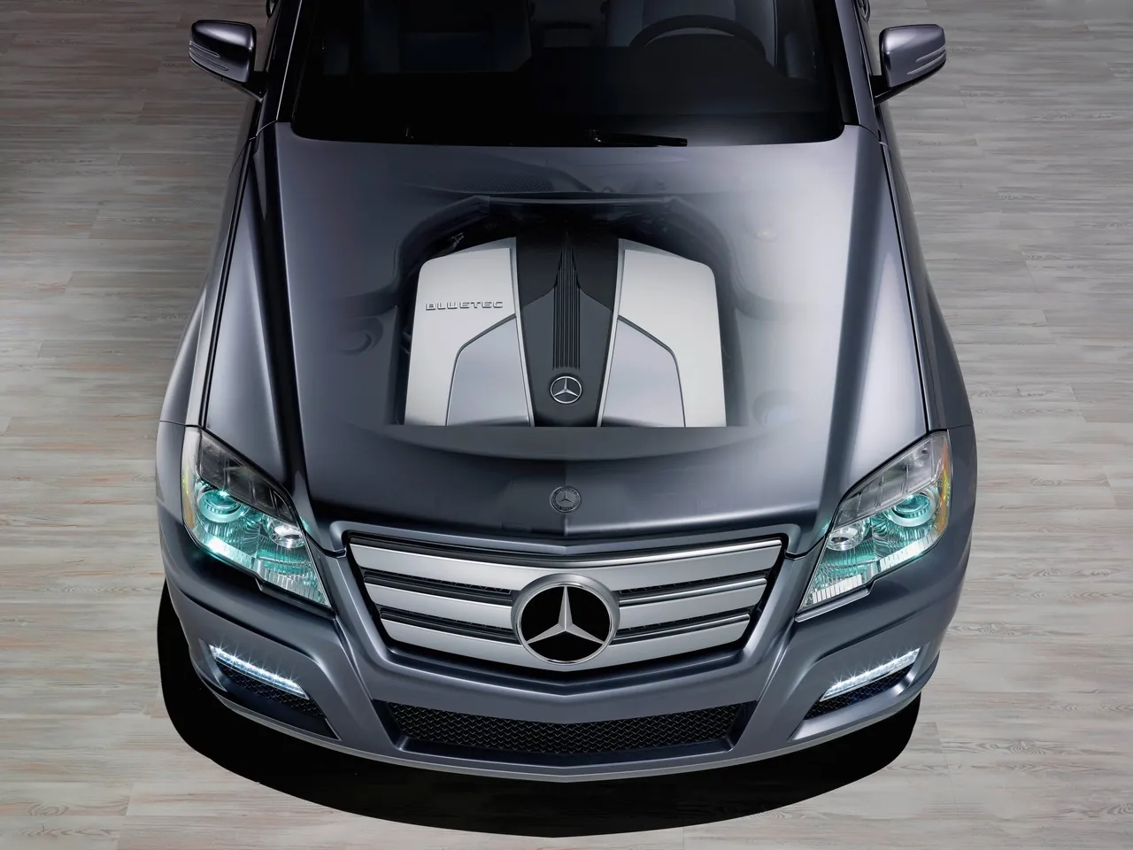 Mercedes-Benz GLK Townside Concept (2008) - Engine Bay