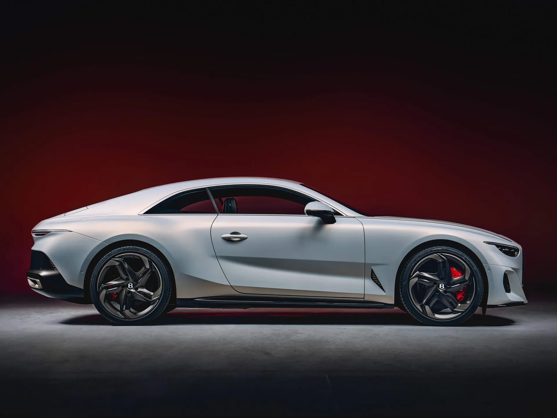 Bentley Mulliner Batur (2023) – boční profil