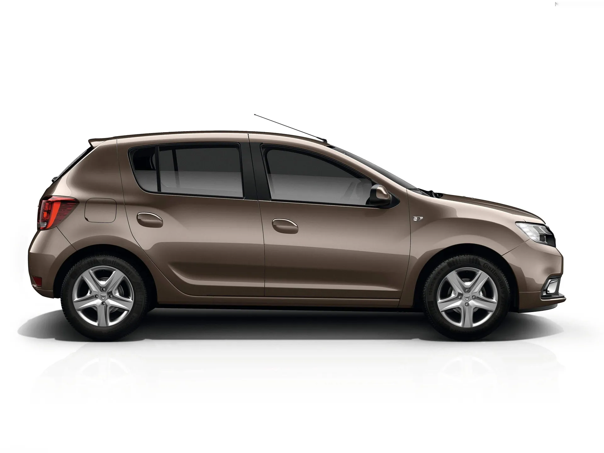 Dacia Sandero (2017) – boční profil