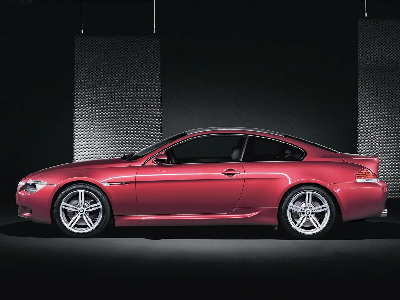 BMW M6 (2005) – boční profil