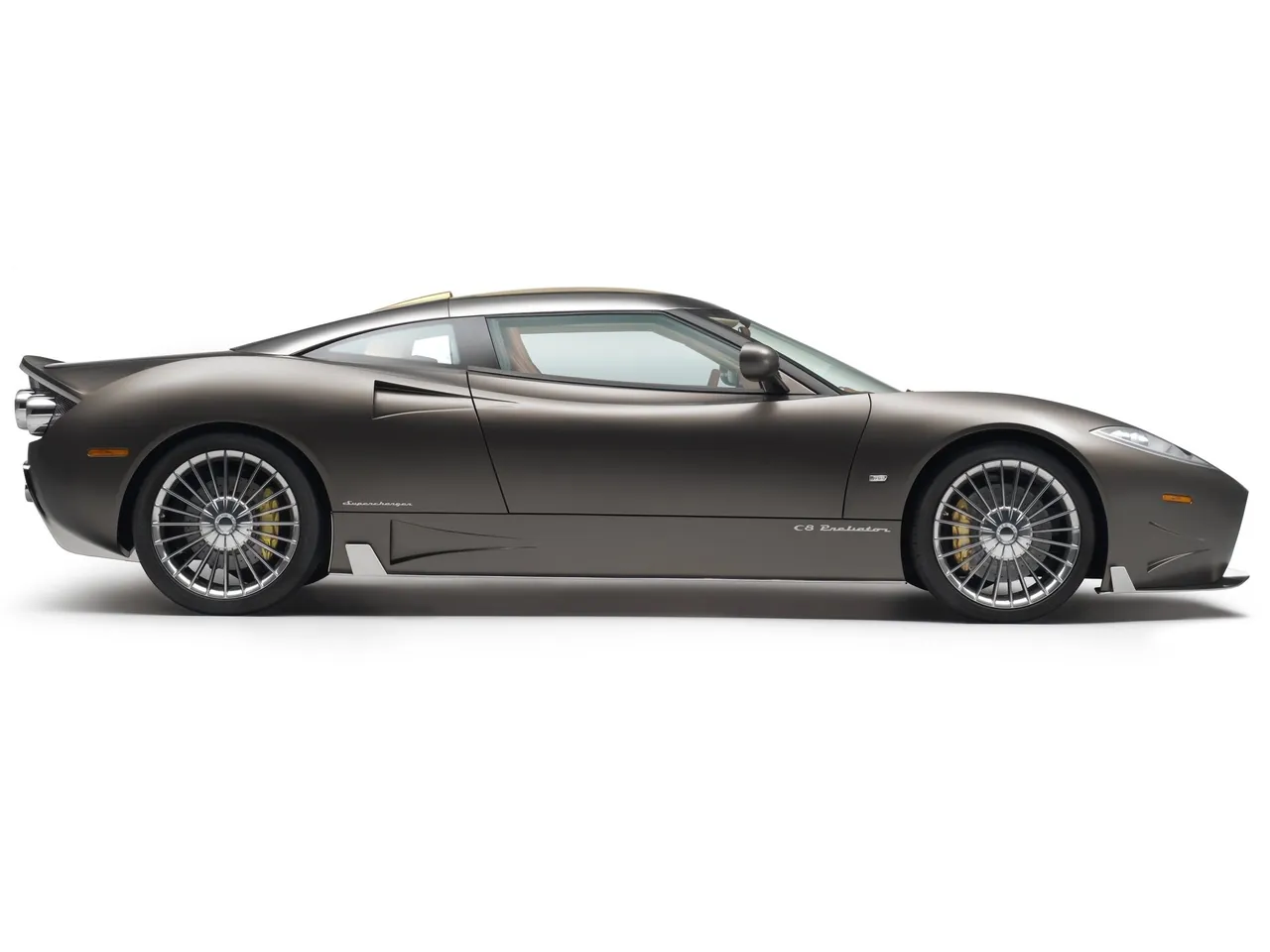 Spyker C8 Preliator (2017) – boční profil