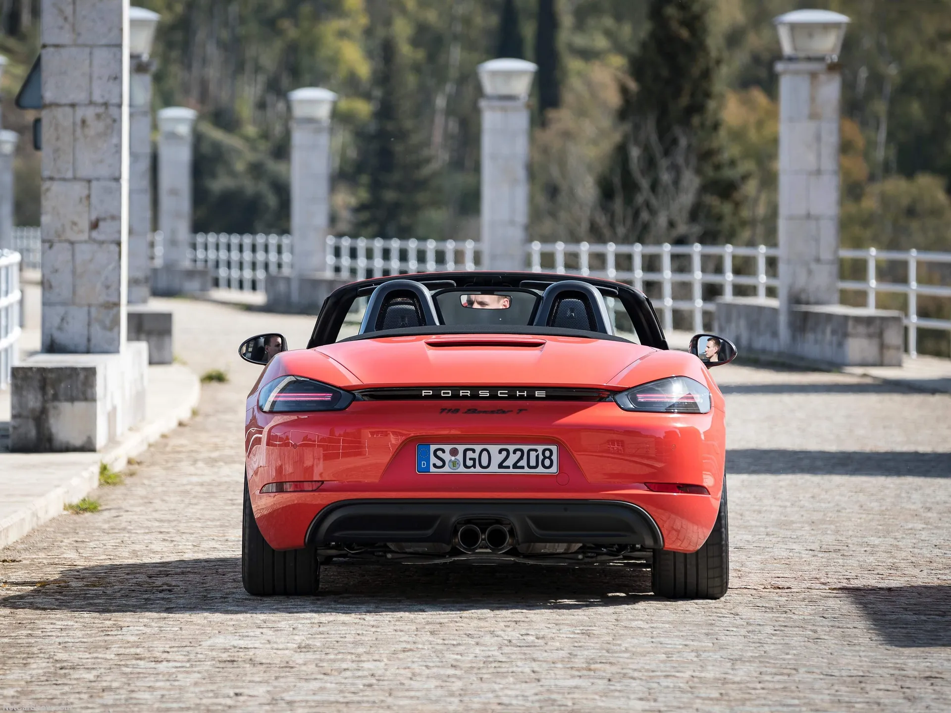 Porsche 718 Boxster T (2019) – zezadu