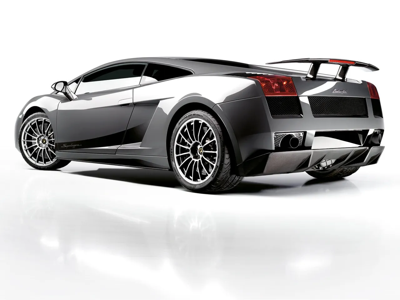 Lamborghini Gallardo Superleggera (2008) – zadní tříčtvrteční pohled