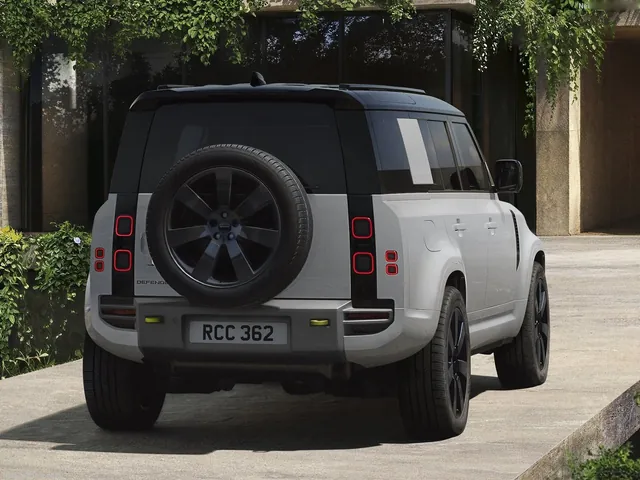 Land Rover Defender Vertex (2027)
