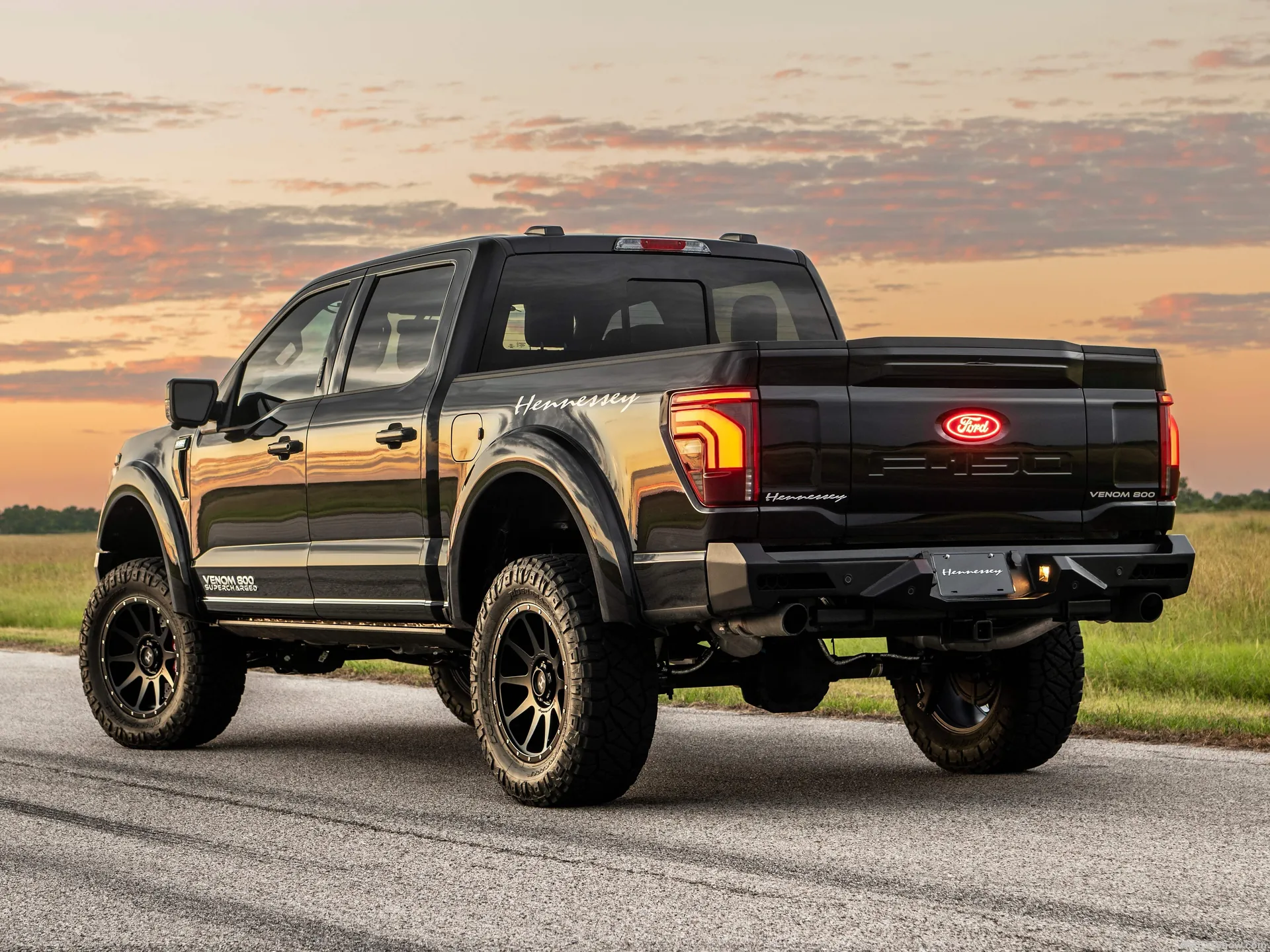 Hennessey Venom 800 F-150 (2024) – zadní tříčtvrteční pohled