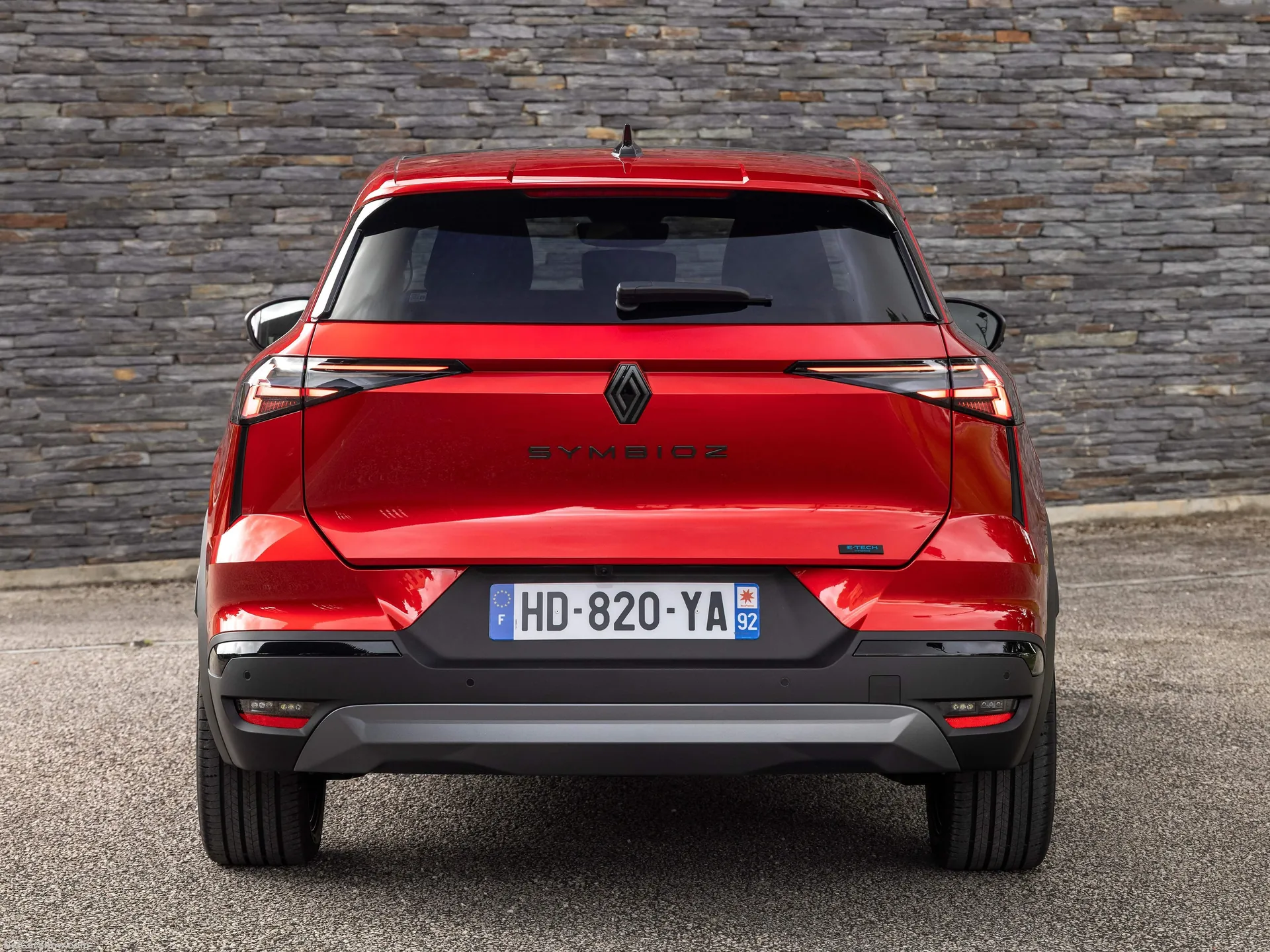 Renault Symbioz (2025) – zezadu