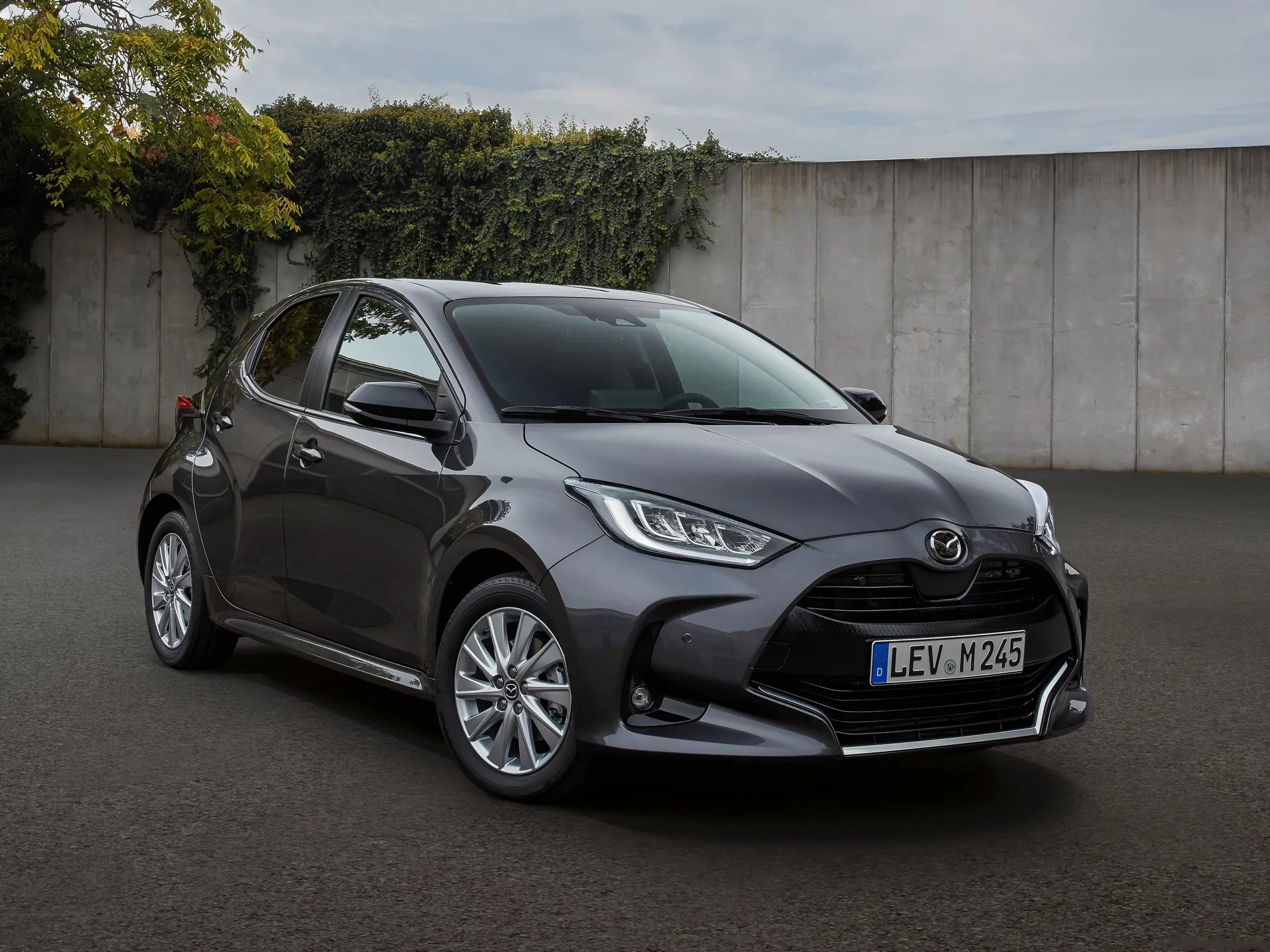 Mazda 2 Hybrid (2022)