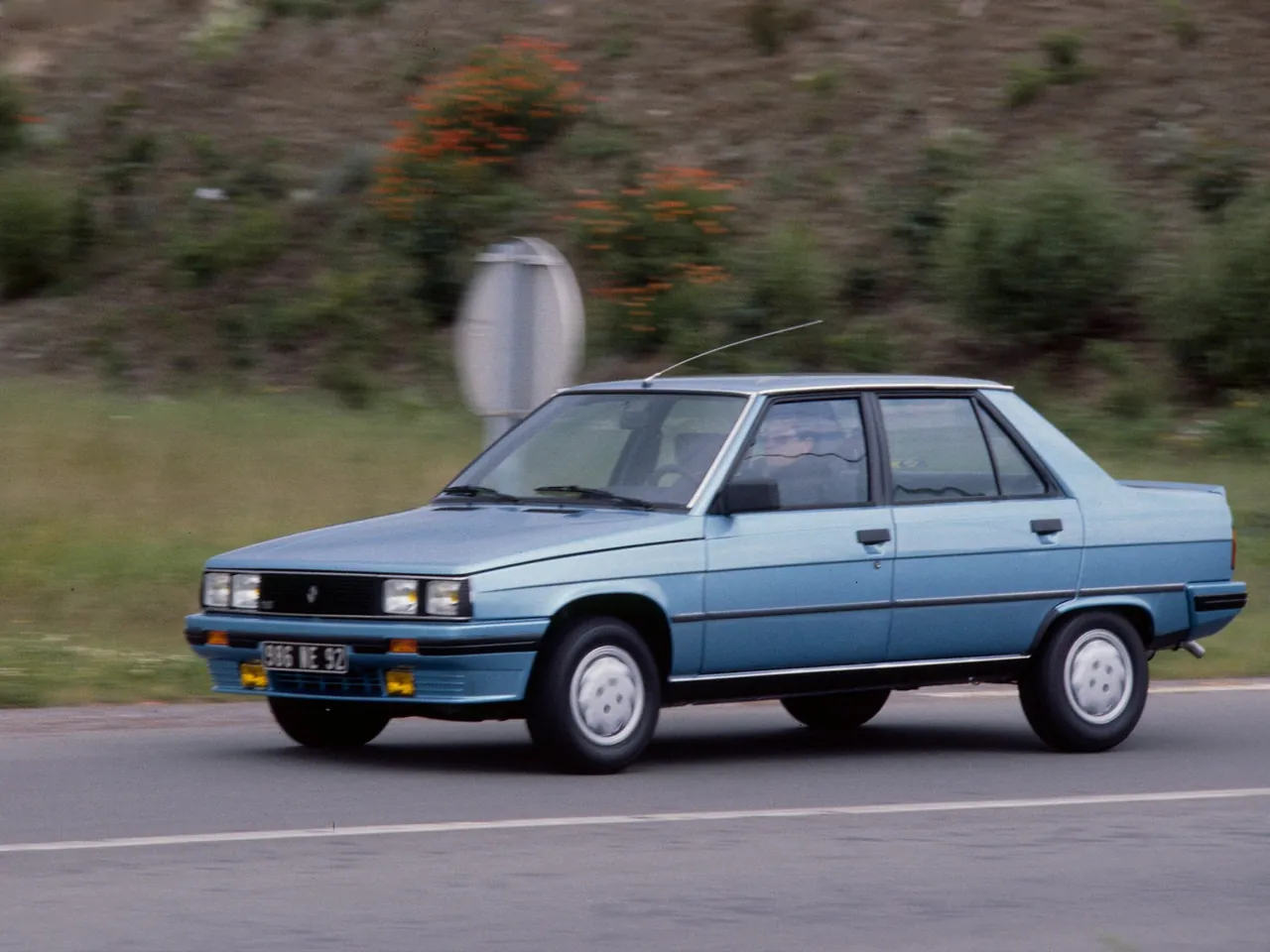Renault 9 TXE (1985)