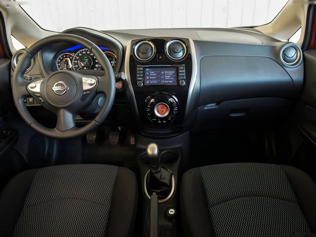 Nissan Note (2014) - Interior