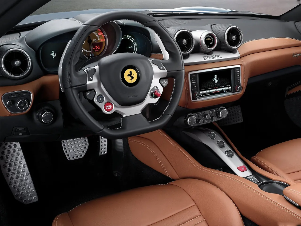 Ferrari California T (2015) - Interior