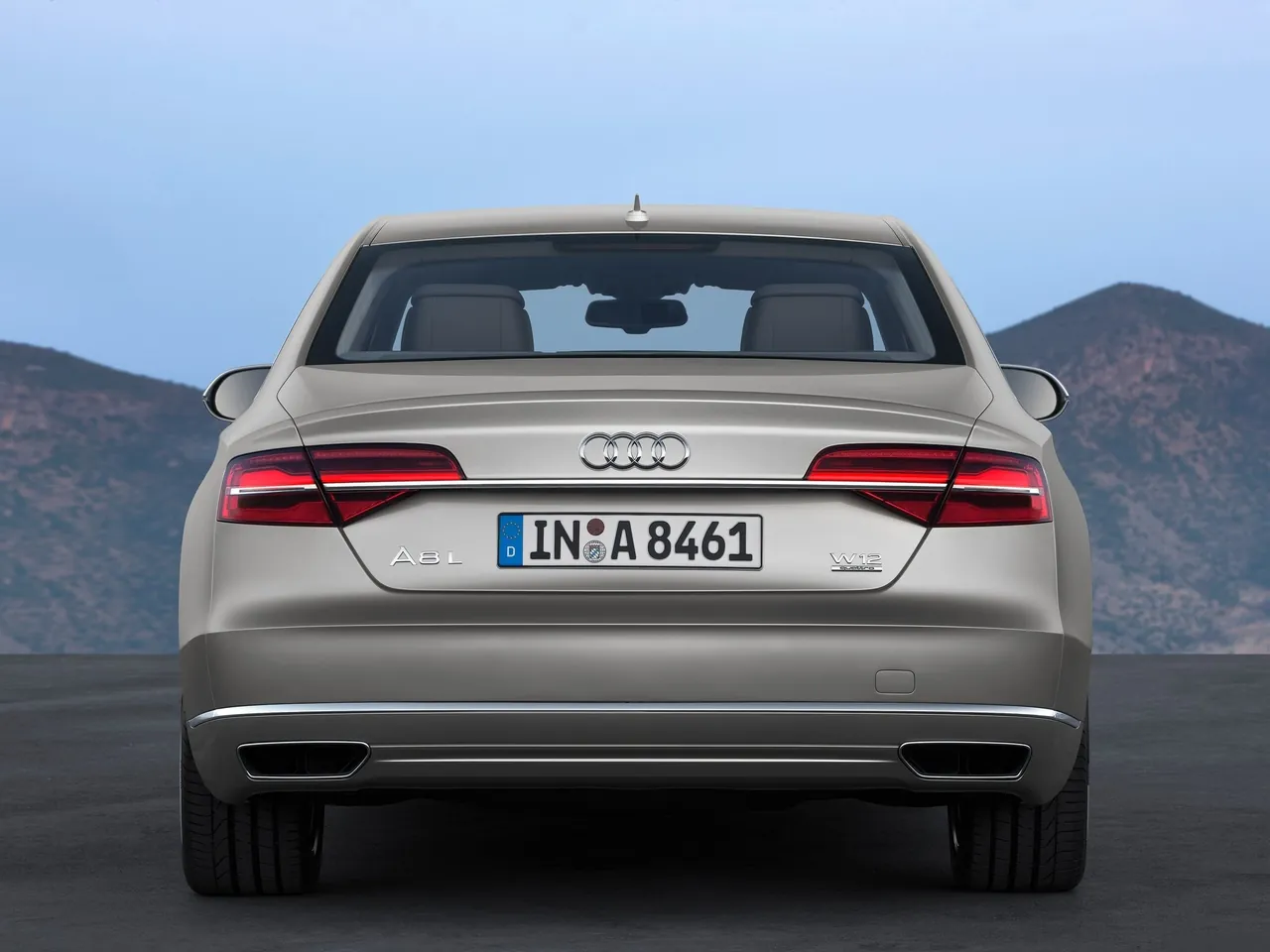 Audi A8L (2014) – zezadu