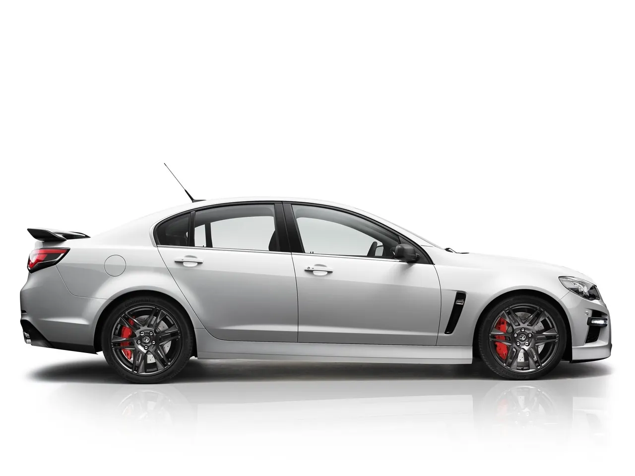Vauxhall VXR8 (2014) – boční profil