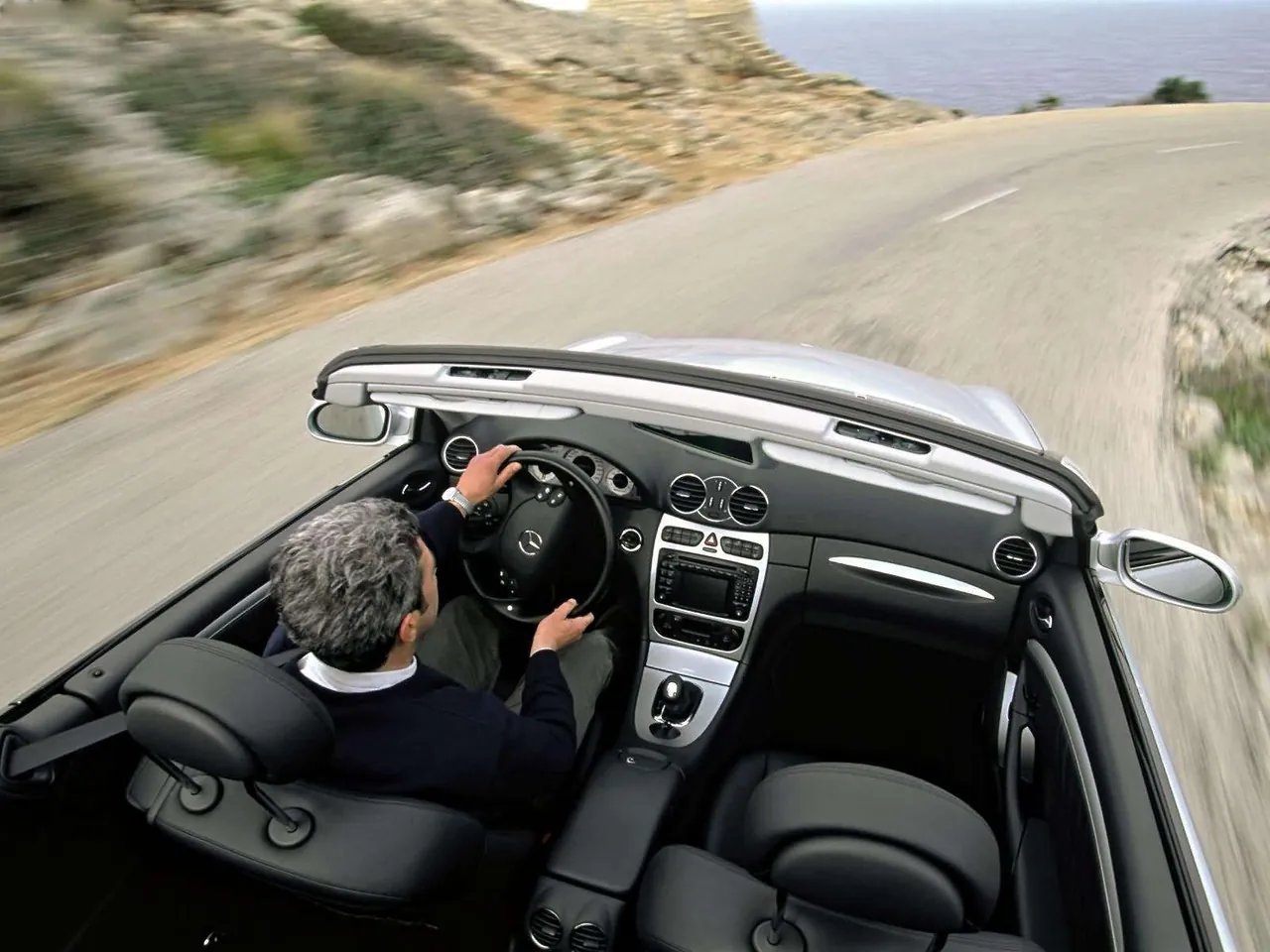 Mercedes-Benz CLK55 Cabriolet AMG (2003) - Interior