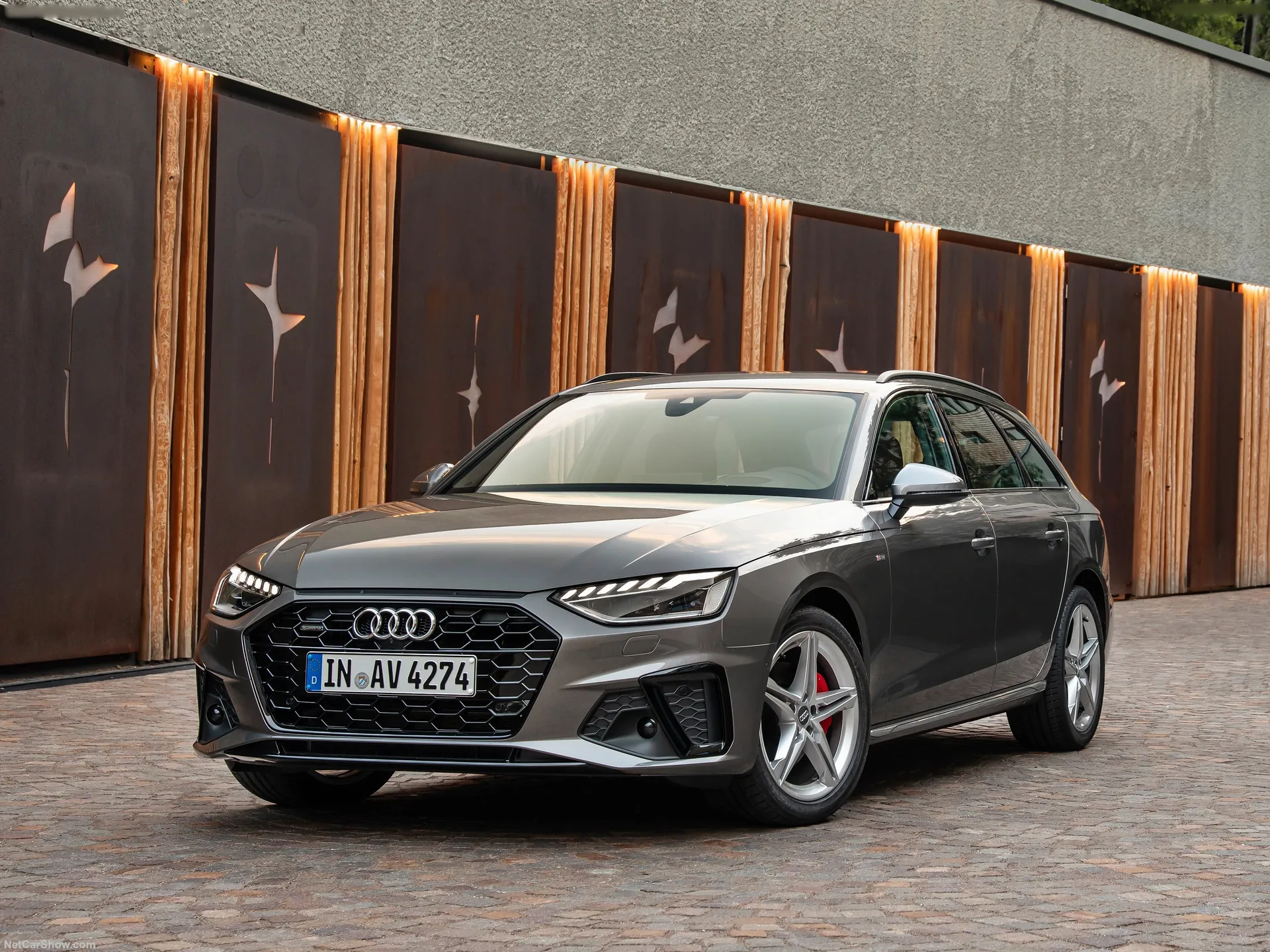 Audi A4 Avant (2020)