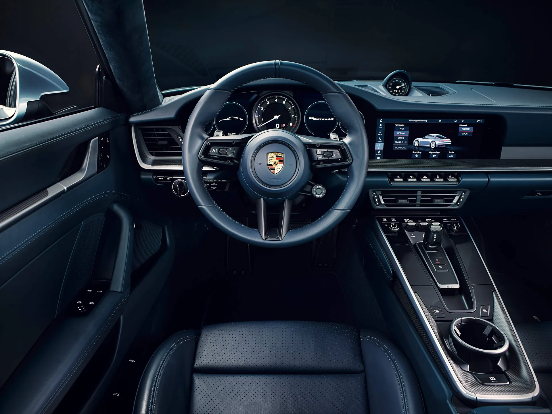Porsche 911 Carrera 4S (2019) – interiér