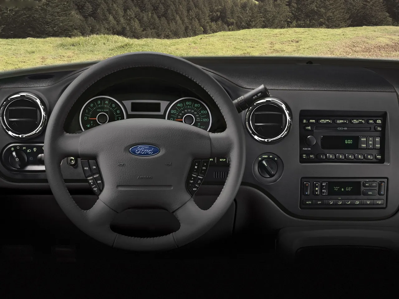 Ford Expedition (2006) – interiér