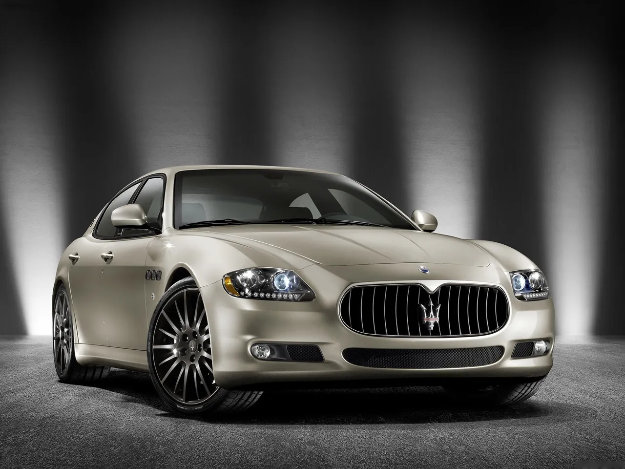 Maserati Quattroporte Sport GT S Awards Edition (2011)