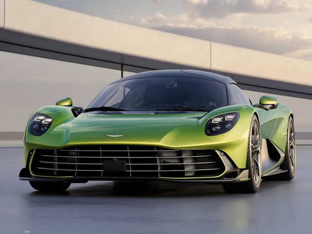 Aston Martin Valhalla (2026)