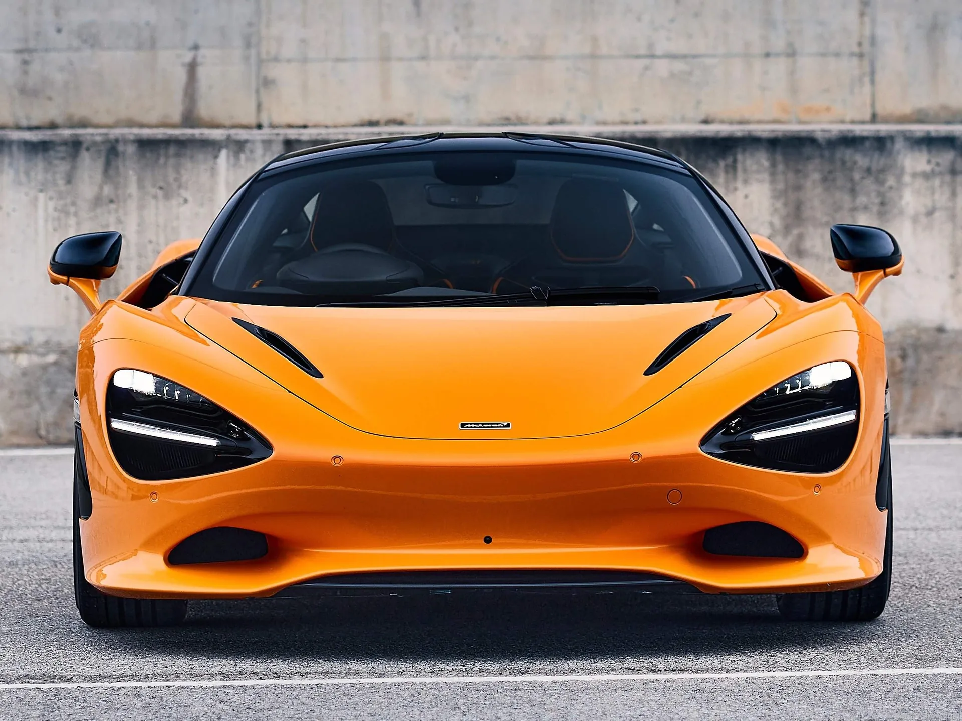 McLaren 750S (2024) – zepředu