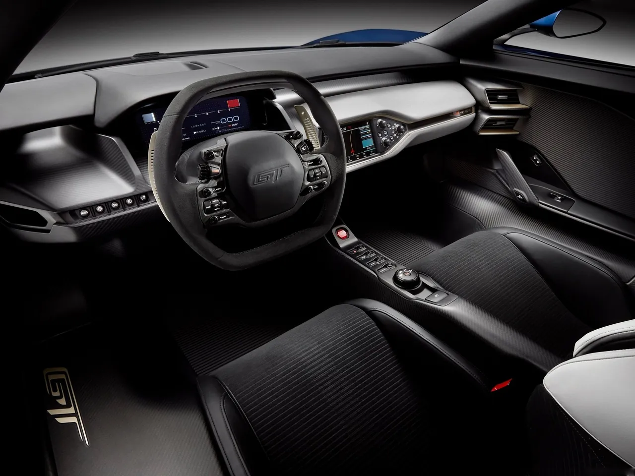 Ford GT (2017) – interiér