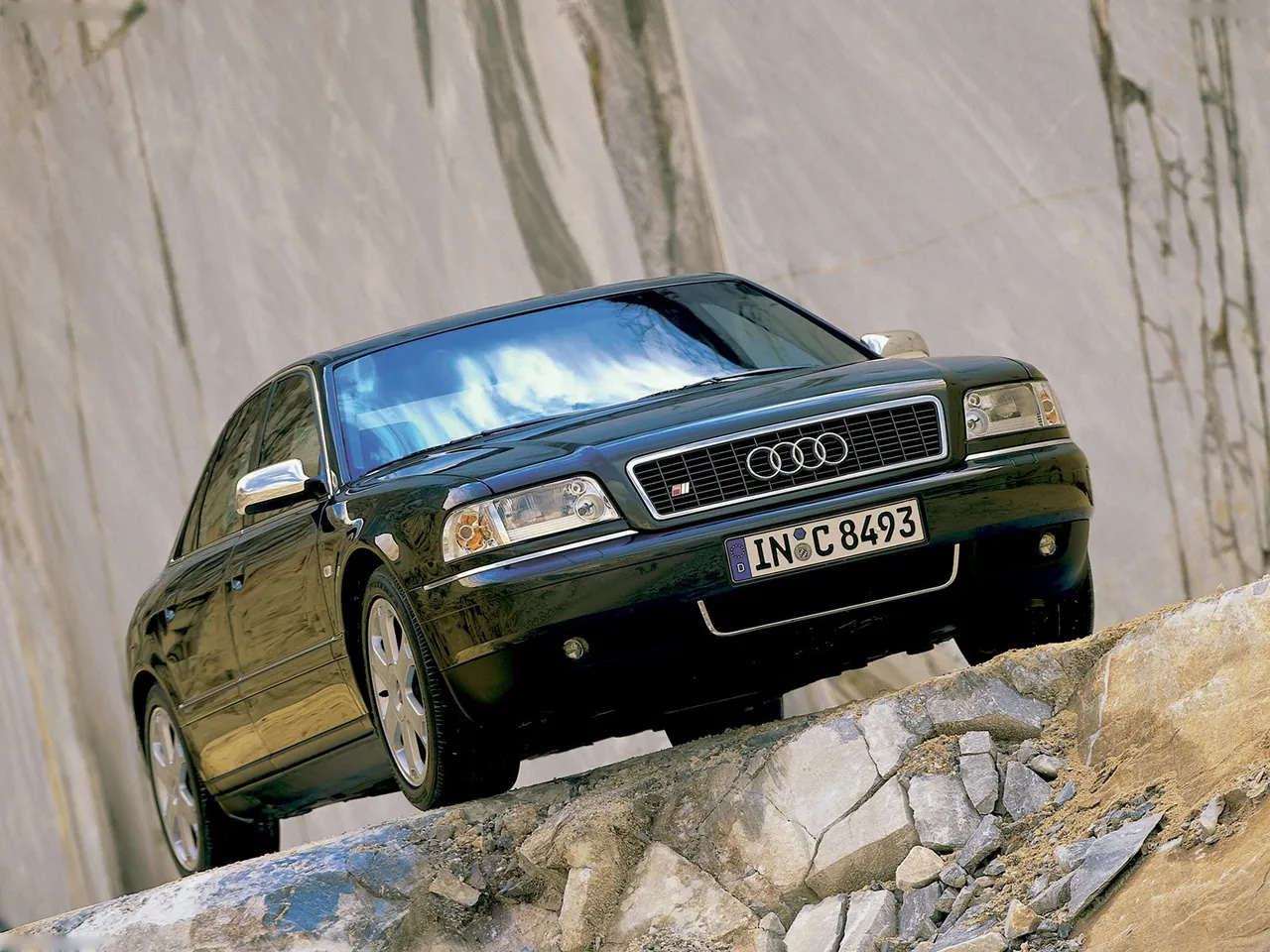 Audi S8 (1999)