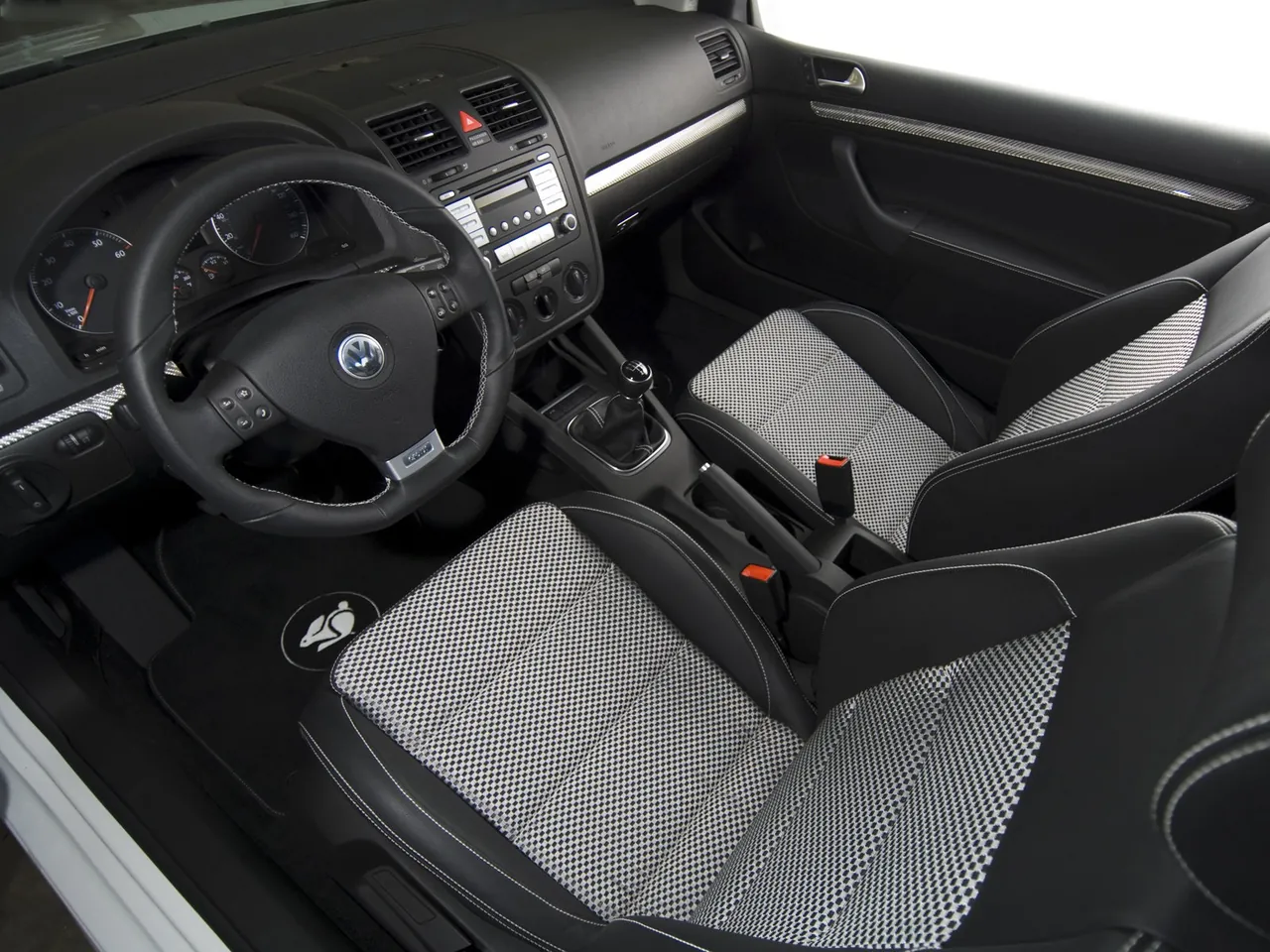 Volkswagen Thunder Bunny Concept (2006) – interiér