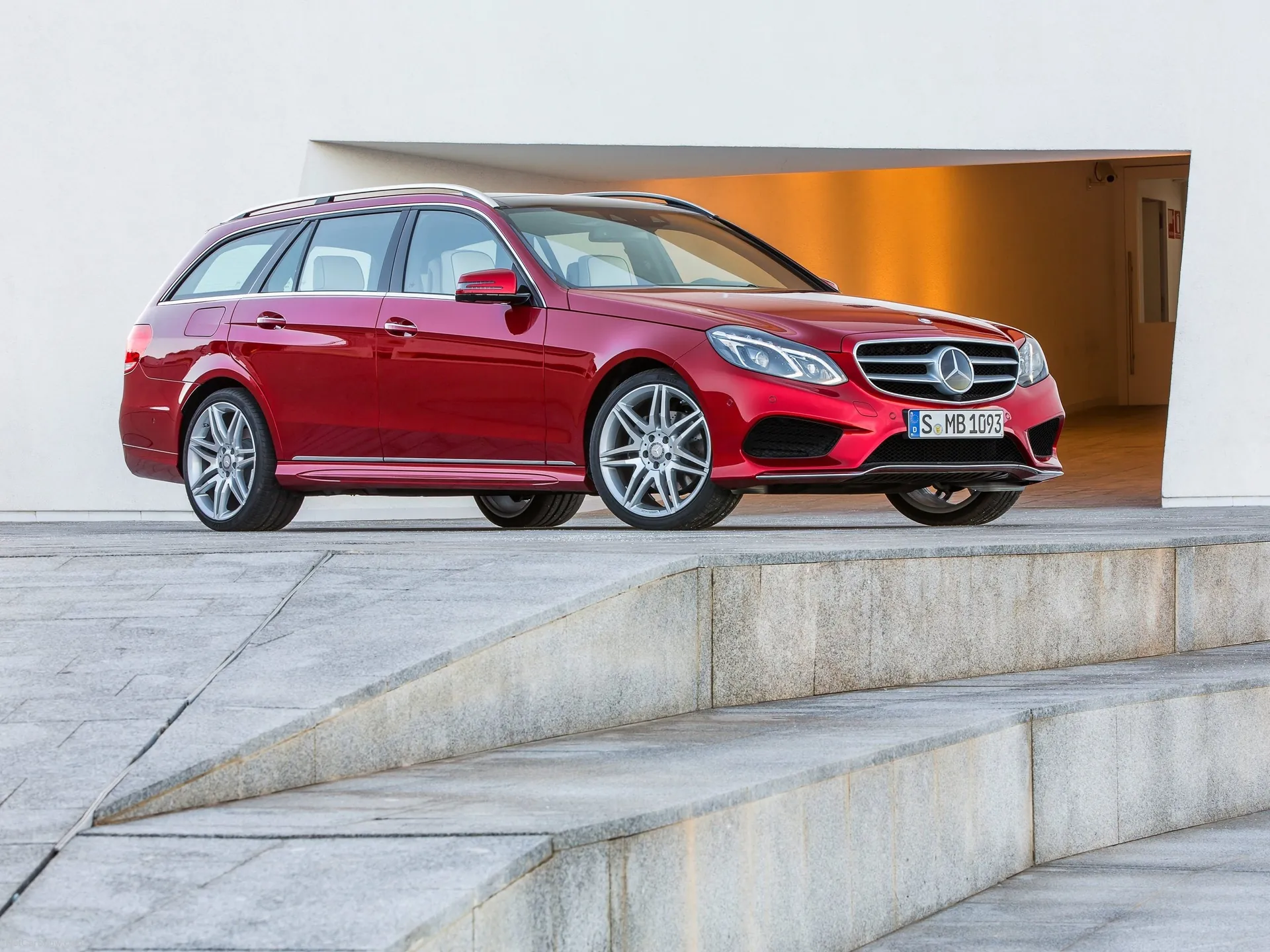 Mercedes-Benz E-Class Estate (2014)