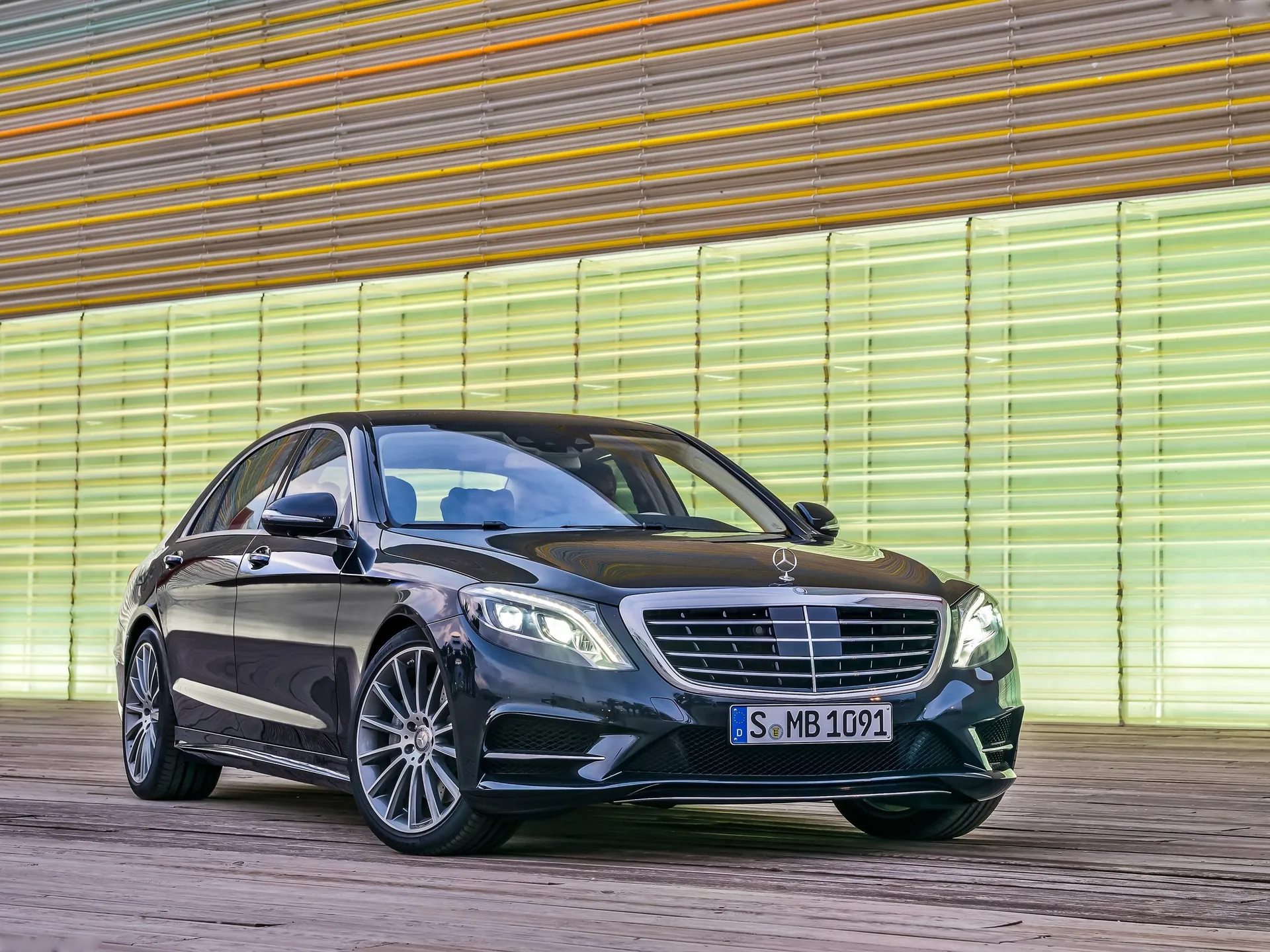 Mercedes-Benz S-Class (2014)